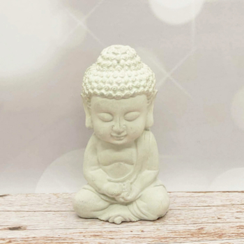 kleine Buddha Figur aus Beton