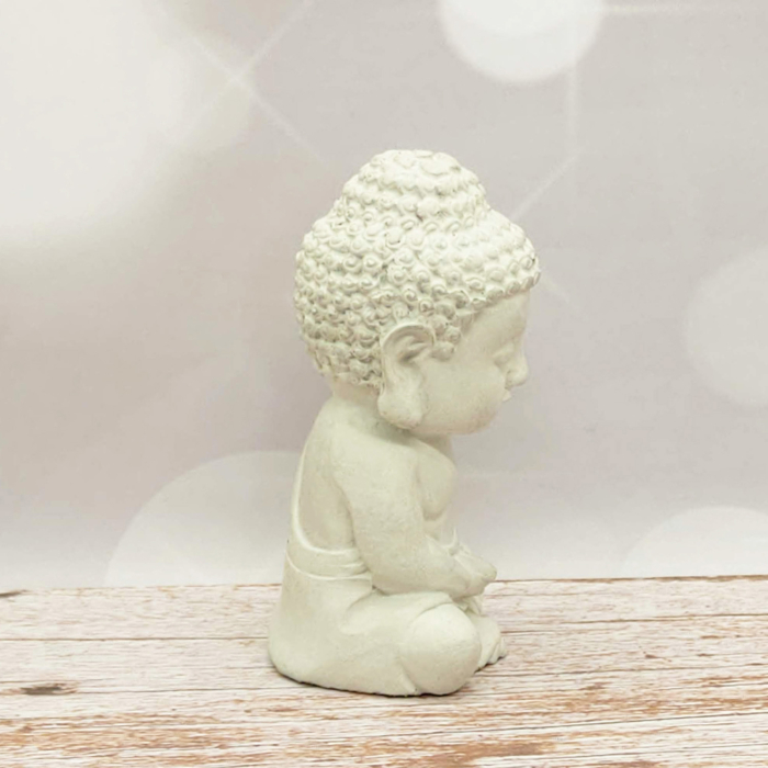 kleine Buddha Figur aus Beton