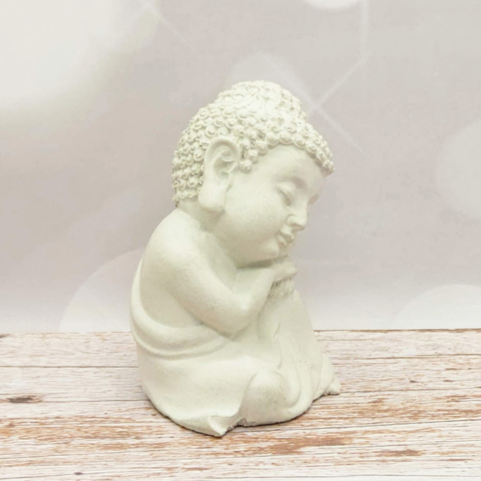 kleine Buddha Figur aus Beton