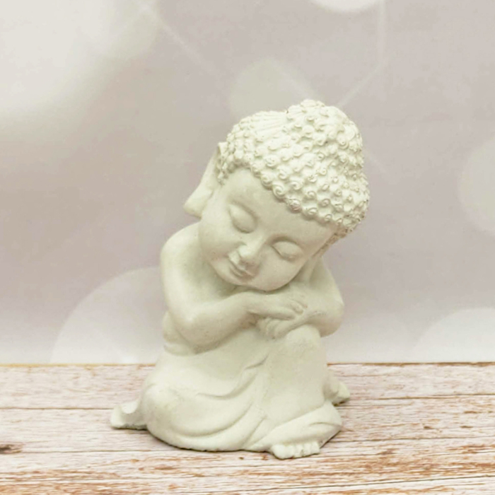 kleine Buddha Figur aus Beton