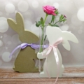 Weiteres Bild von Hase mit Vase aus Beton