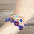 Weiteres Bild von Chakra Armband aus Edelstein in Makramee