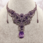 Amethyst Collier mit Tropfenanhänger