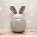 Weiteres Bild von Happy Hase Shatulle aus Beton