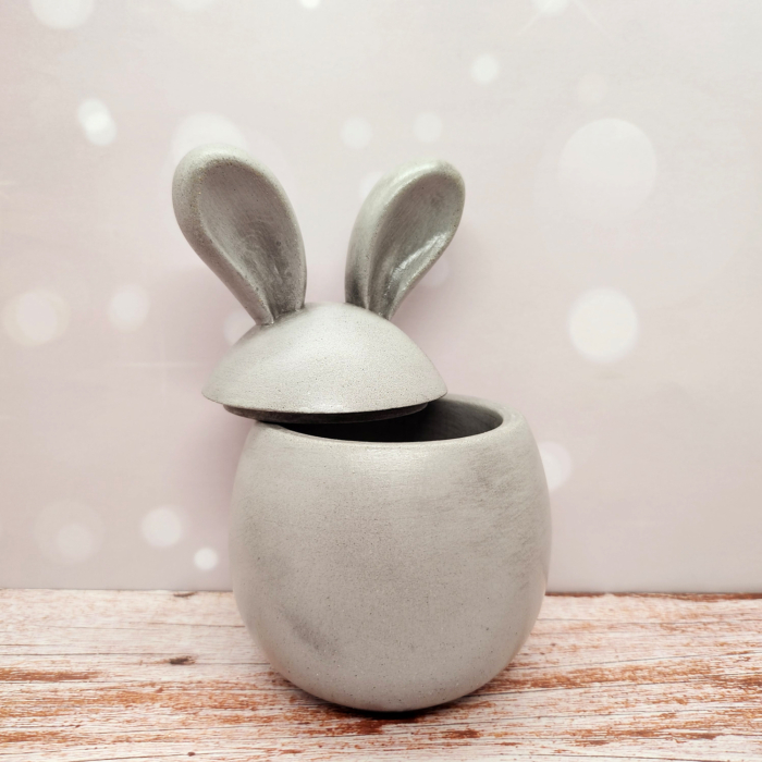 Happy Hase Shatulle aus Beton